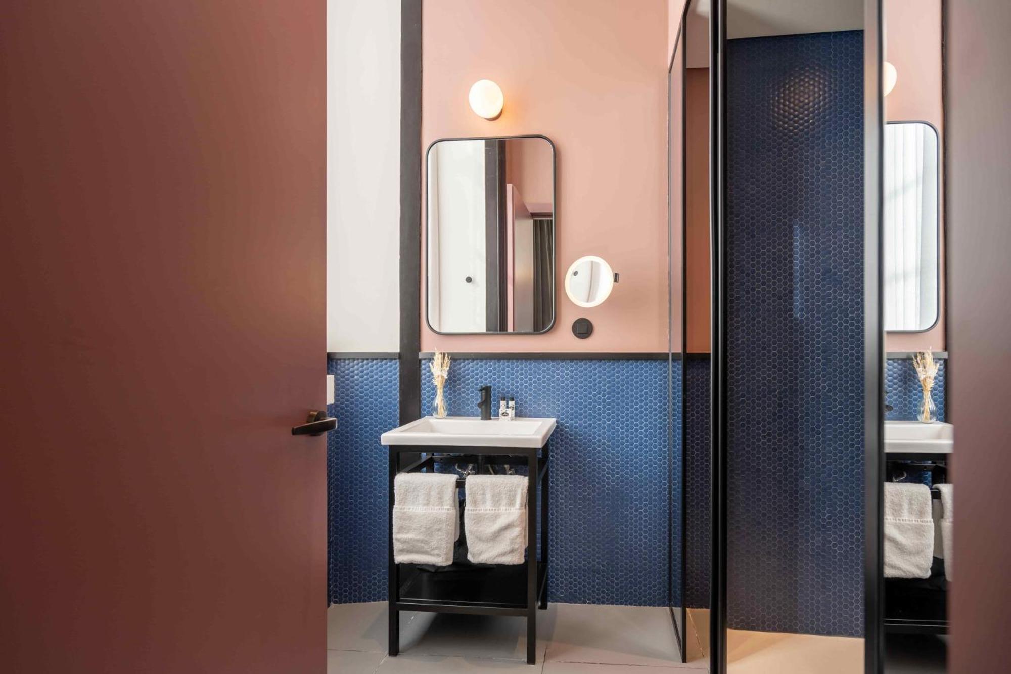 The Editory Riverside Hotel, An Historic Hotel リスボン エクステリア 写真 Bathroom