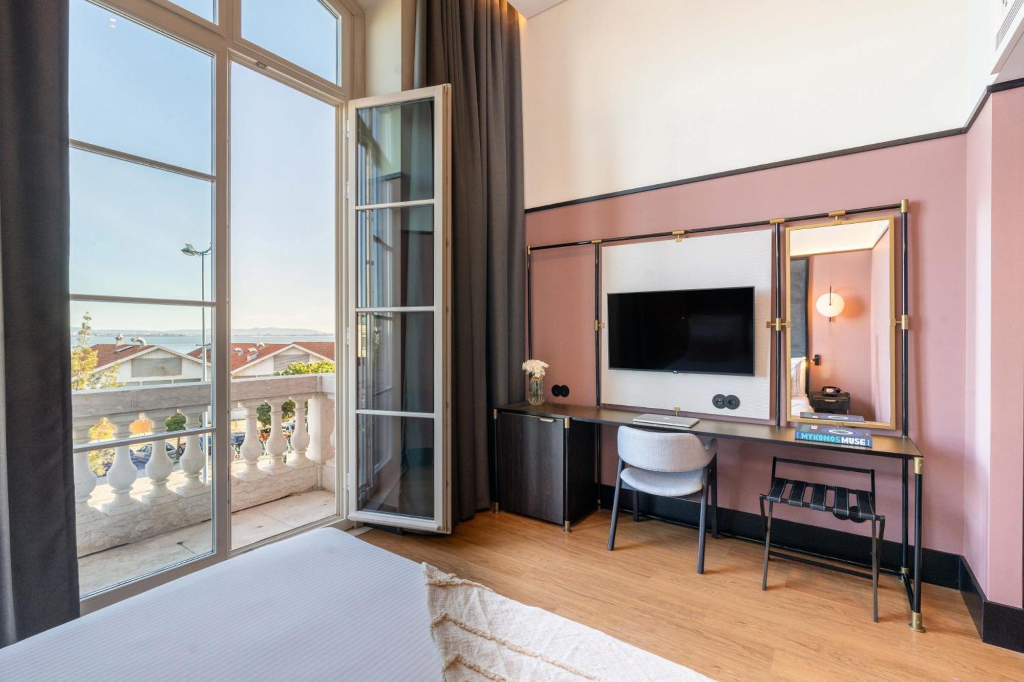 The Editory Riverside Hotel, An Historic Hotel リスボン エクステリア 写真 Deluxe room